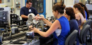 Indústria deve abrir 540 mil novas vagas de emprego até 2025