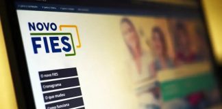 Novas mensalidades de cursos particulares pelo Fies provocam endividamento e abandono de cursos